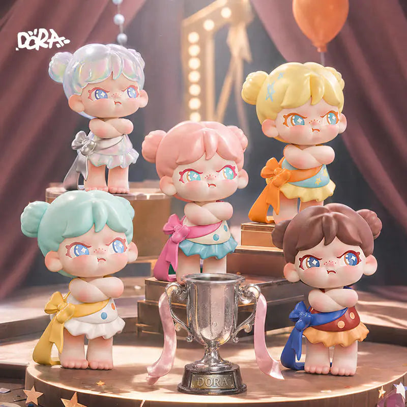 TNT SPACE Baby DORA Quirky Cute Moments mini Series Figures Blind Box