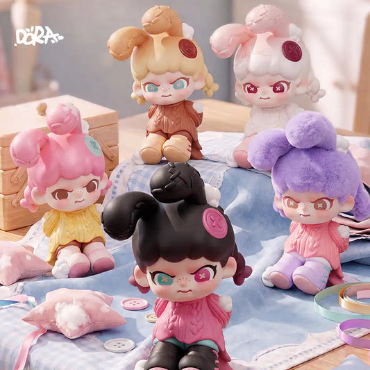 TNT SPACE Baby DORA Quirky Cute Moments mini Series Figures Blind Box